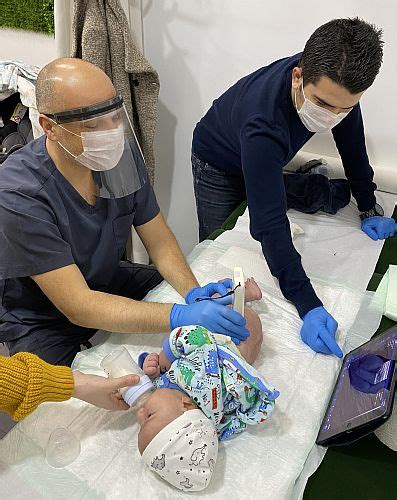 yeni doğan bebek kalça ultrasonu hangi bölüm